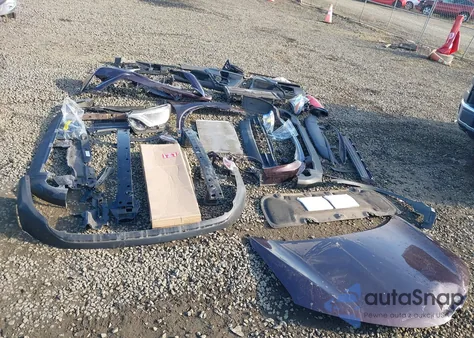 2017 Toyota Rav4 Le from USA, damaged, VIN 2T3BFREV0HW548393